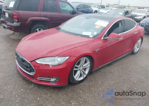 2013 Tesla Model S Performance из США, поврежденный, VIN 5YJSA1CP4DFP13611